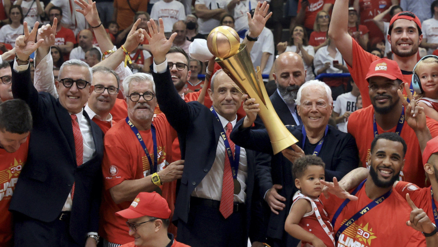 Τζιόρτζιο Αρμάνι: Το συνολικό ποσό επενδύσεων στην Αρμάνι Μιλάνο