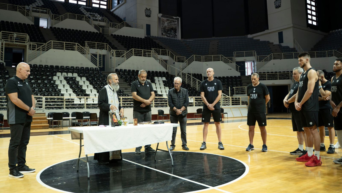 ΠΑΟΚ: Ο αγιασμός της ομάδας στο PAOK Sports Arena