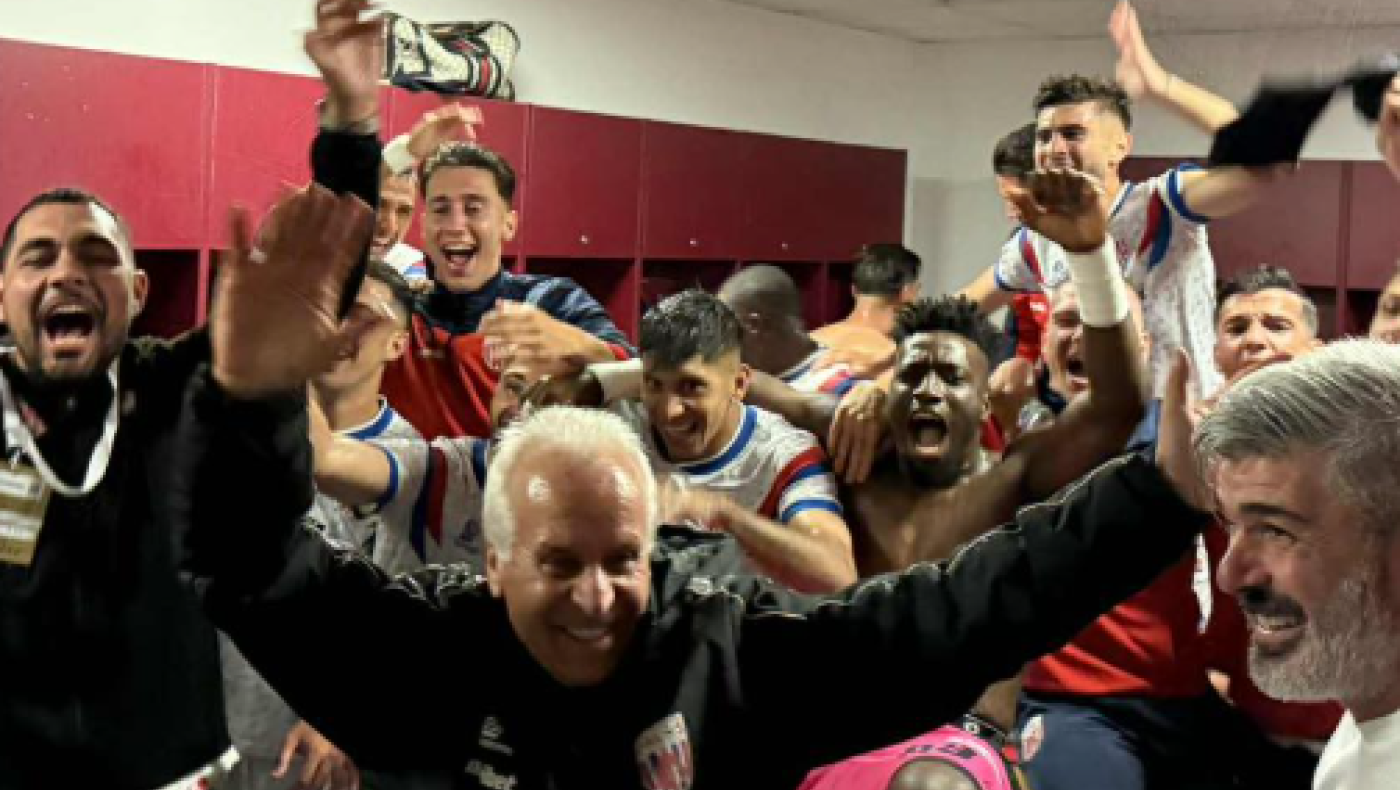 Βόλος: «Πάρτι» στα αποδυτήρια της Λάρισας