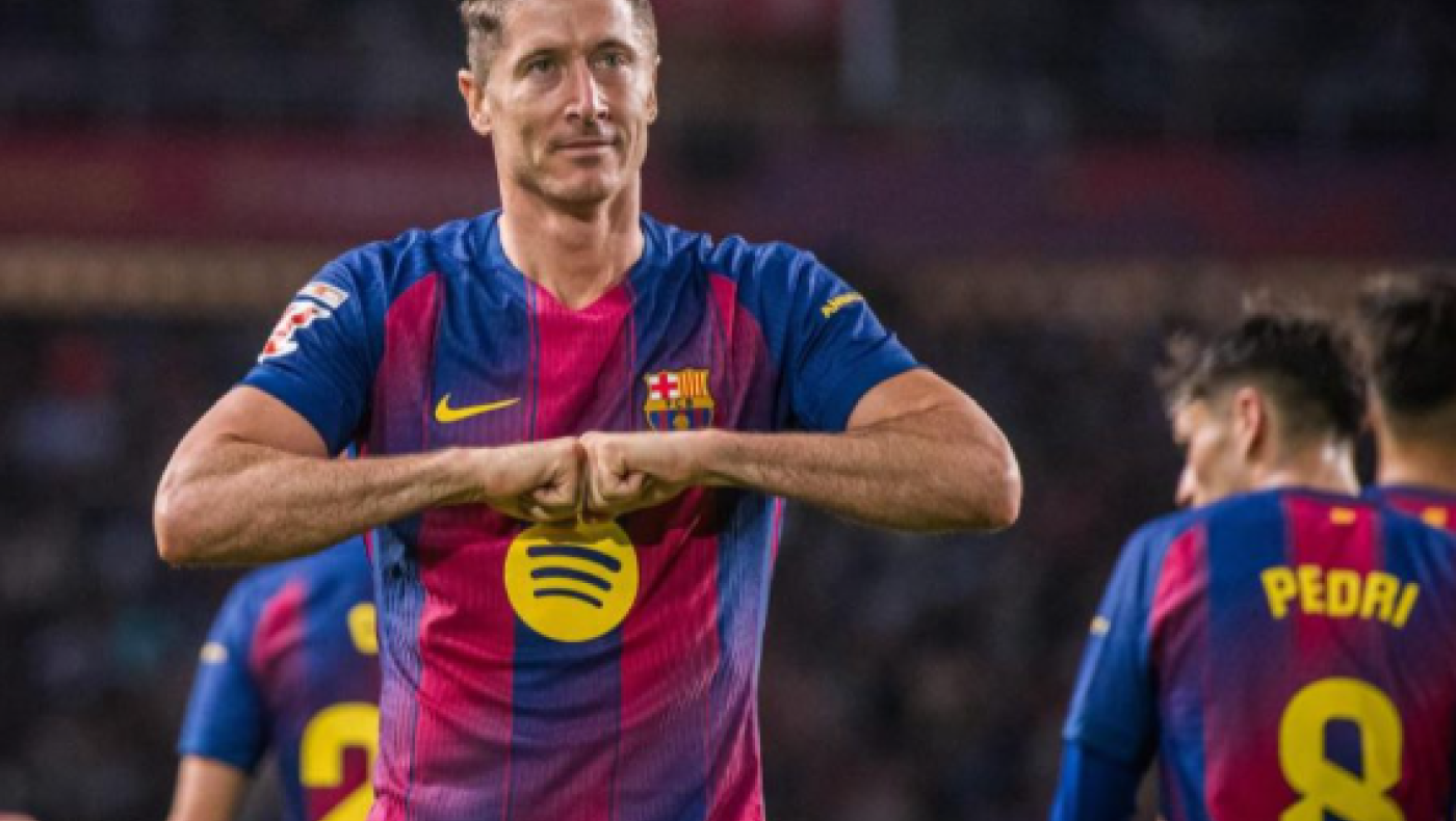 Λεβαντόφσκι: Σκέψεις να κρεμάσει τα παπούτσια του αν δεν ανανεώσει με τη Μπαρτσελόνα