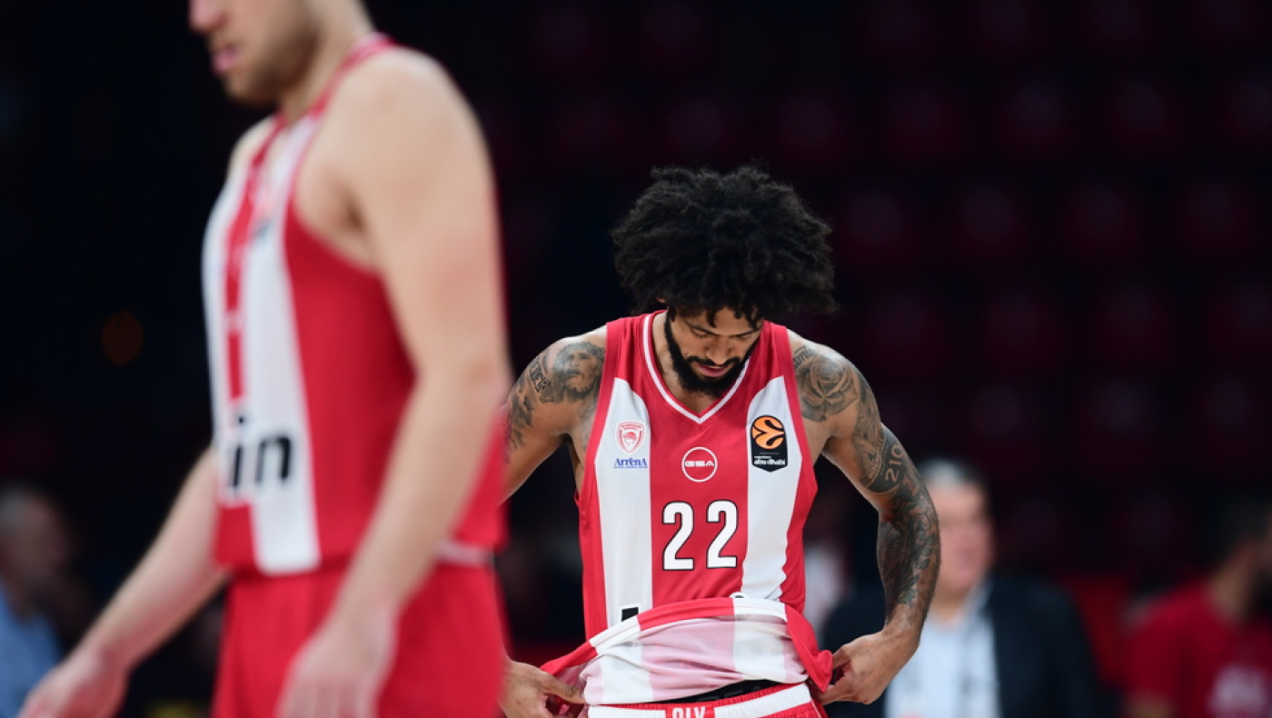 Ολυμπιακός-Εφές 78-82: Οι «ερυθρόλευκοι» λύγισαν στο «θρίλερ», 2η ήττα στη διοργάνωση