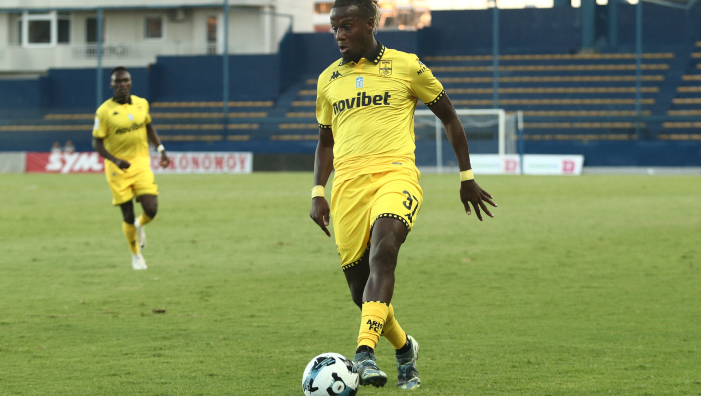 Κάκωση ο Μεντίλ, αναγκαστική αλλαγή στην Καρδίτσα