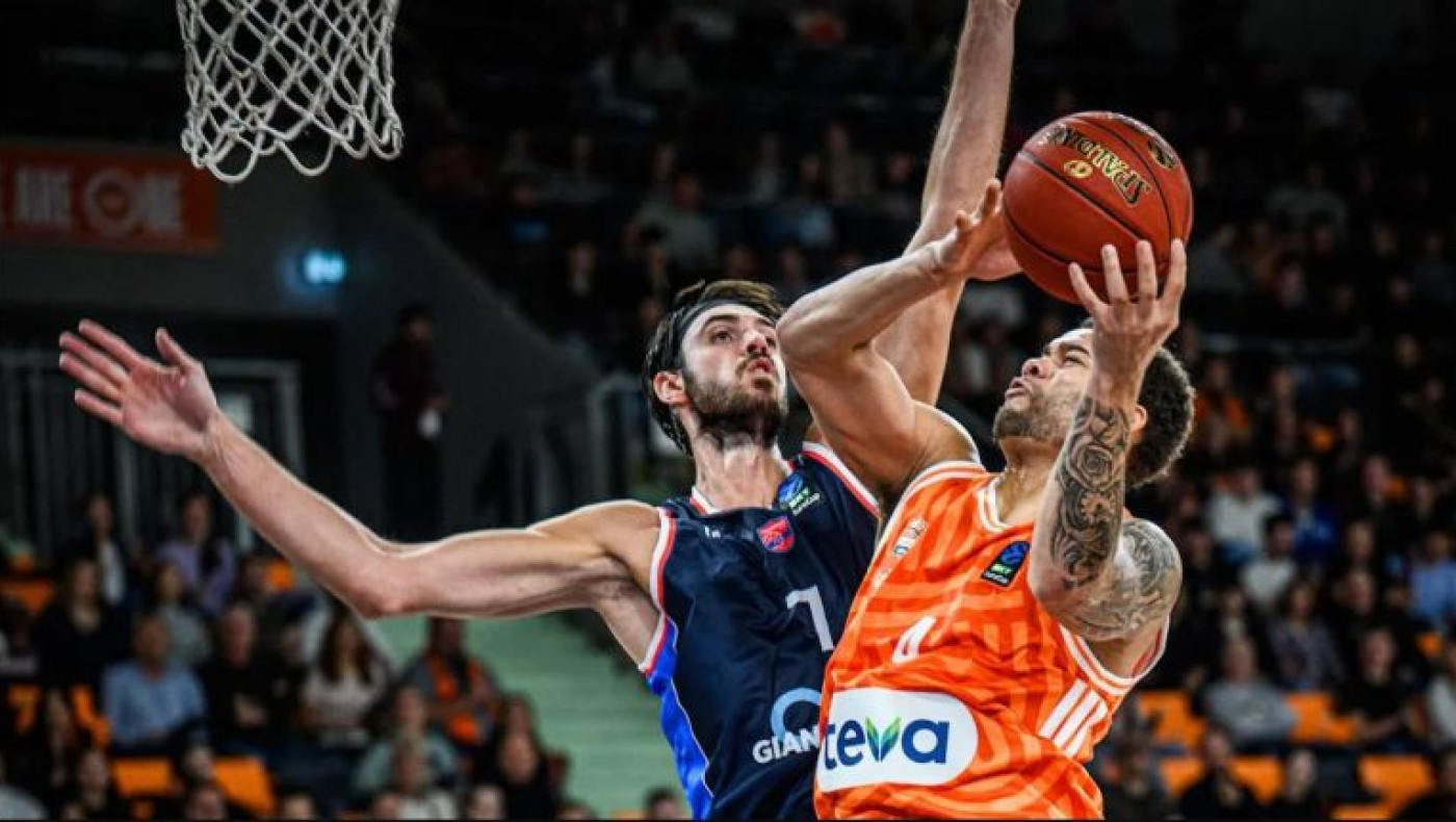 Πετρίδης: Ζόρια για τρεις...