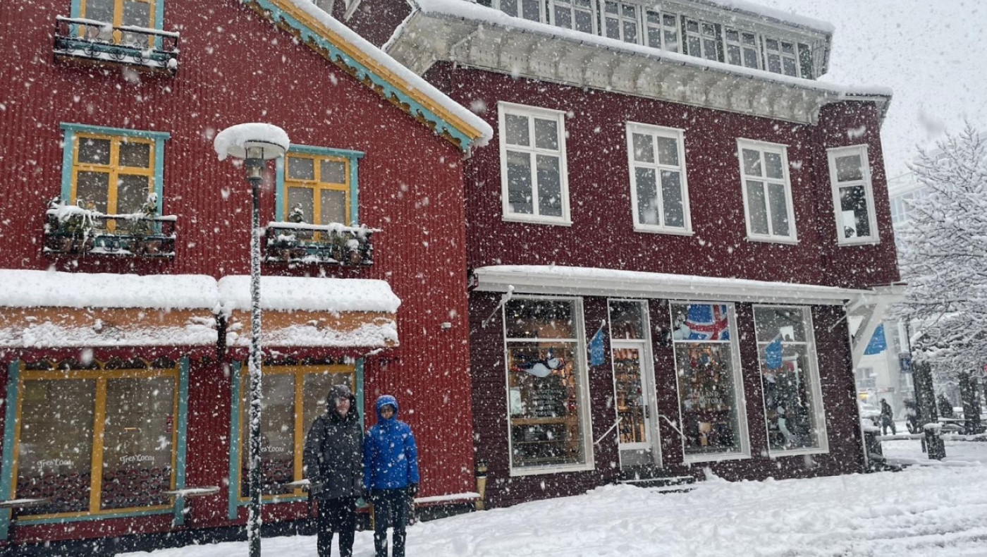 Ρέικιαβικ, άσπρο... ξέξασπρο - Δεν έχει πού να βάλει άλλο χιόνι!