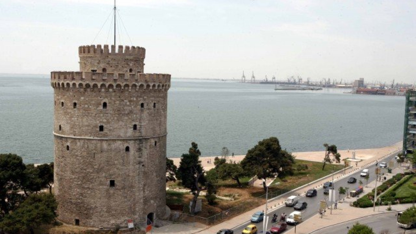 Η   Θεσσαλονίκη   συνδέεται   αεροπορικά  με  το  Κάιρο