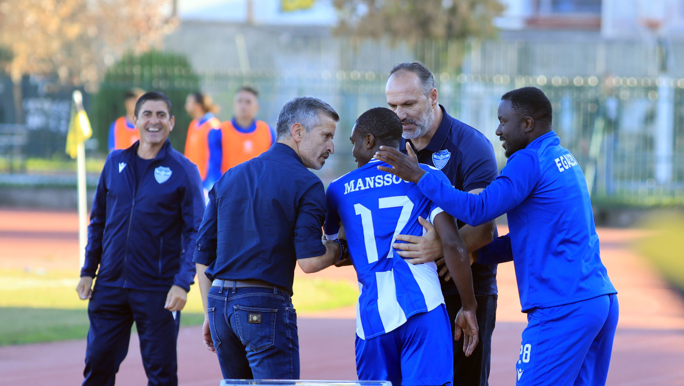 Εντυπωσιακή αρχή στο δεύτερο ημίχρονο με ένα γκολ για κάθε ομάδα και απίθανη ευκαιρία του Αιγάλεω (vids)