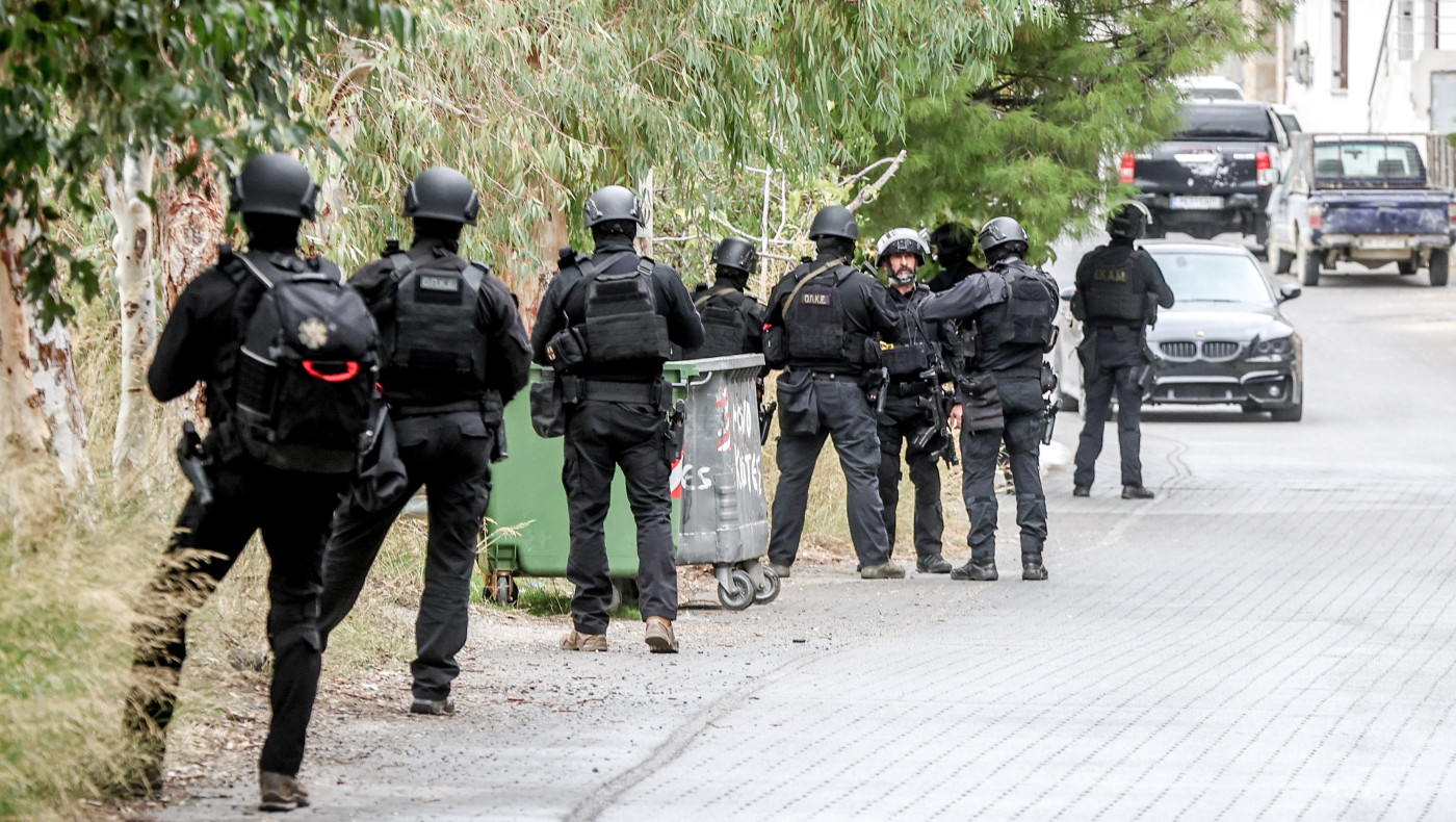 Σε αστυνομικό κλοιό τα Βορίζια μετά το μακελειό: Ταμπουρωμένοι οι κάτοικοι