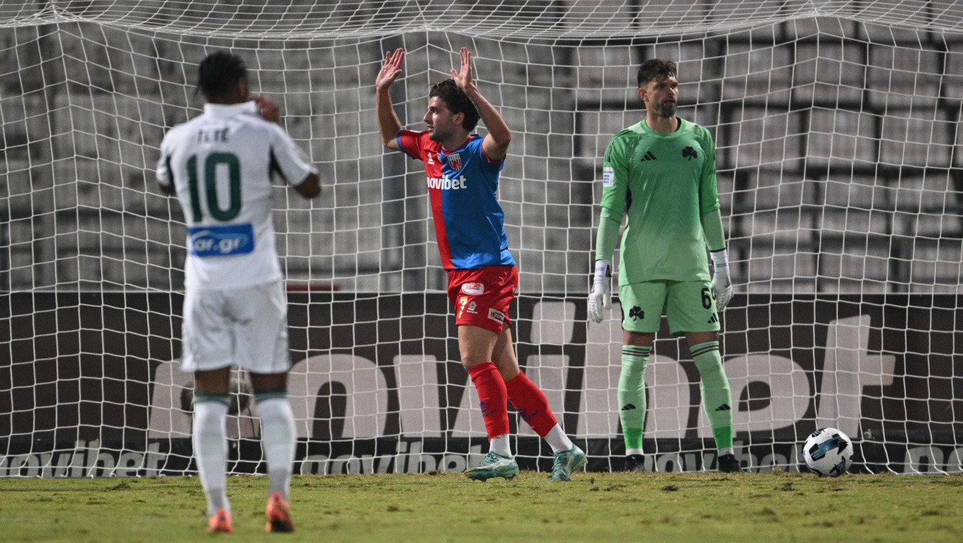 Το 1-0 του Βόλου με Λάμπρου στο ματς με Παναθηναϊκό