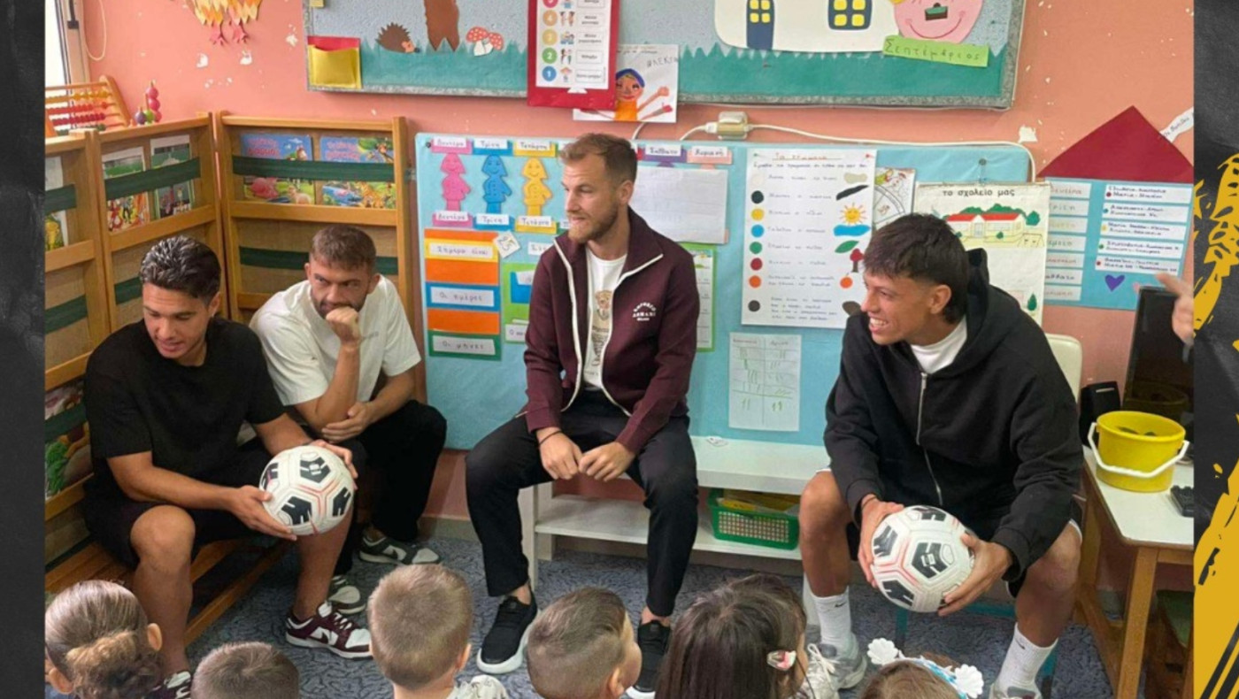 Κινητοποίηση στην Καρδίτσα ενόψει Ηρακλή: Μοίρασε προσκλήσεις σε σχολεία για το ματς