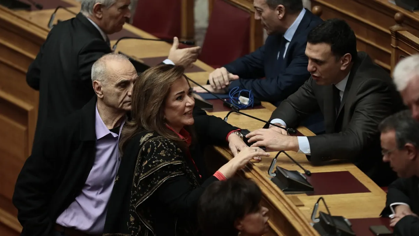 «Εμφύλιος» στη ΝΔ για τον λιμενάρχη Χανίων: Αντιπαράθεση Κικίλια-Μπακογιάννη με «φαρμακερές» ατάκες