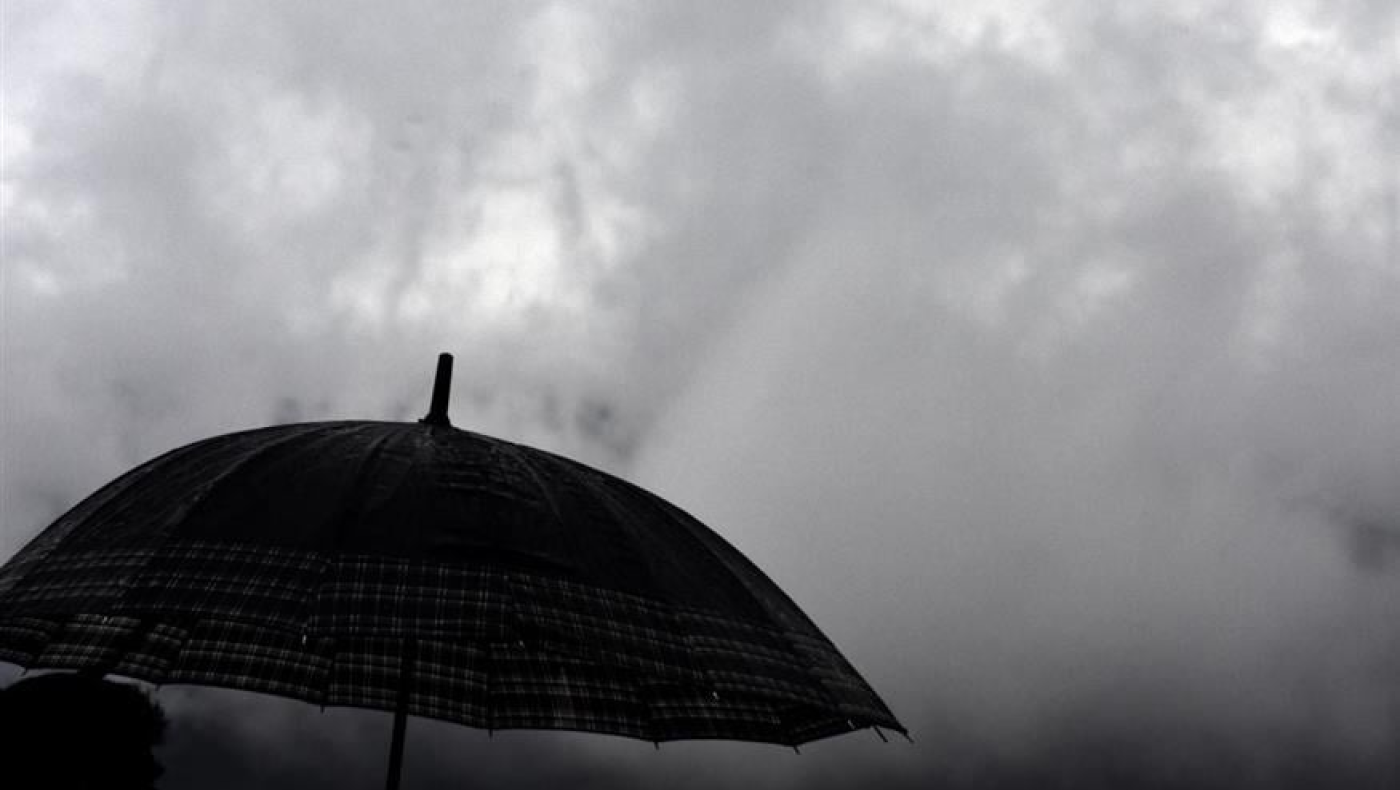 Καιρός: Νεφώσεις και σποραδικές καταιγίδες την Κυριακή (2/11)