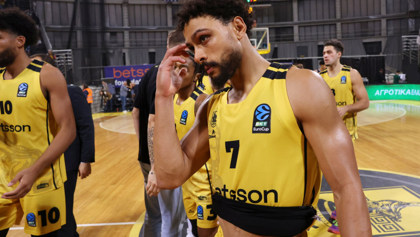 Άρης: Ο Νουά, ο Γκριν, το… γκολ του Φορμπς και το χειροκρότημα που δείχνει πολλά