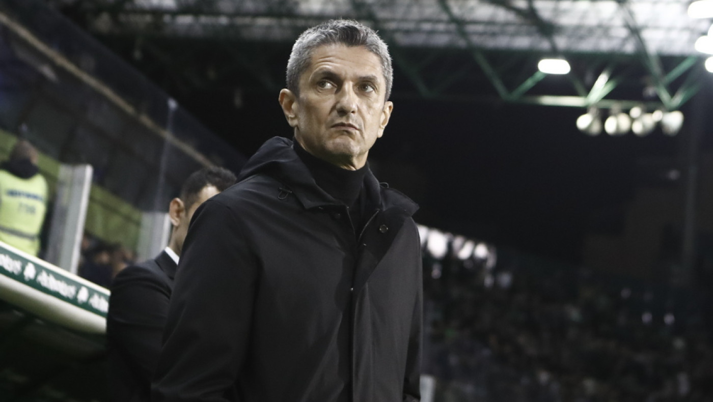 Λουτσέσκου: «Ο ΠΑΟΚ είναι οικογένεια και αυτή τη στιγμή υποφέρει»