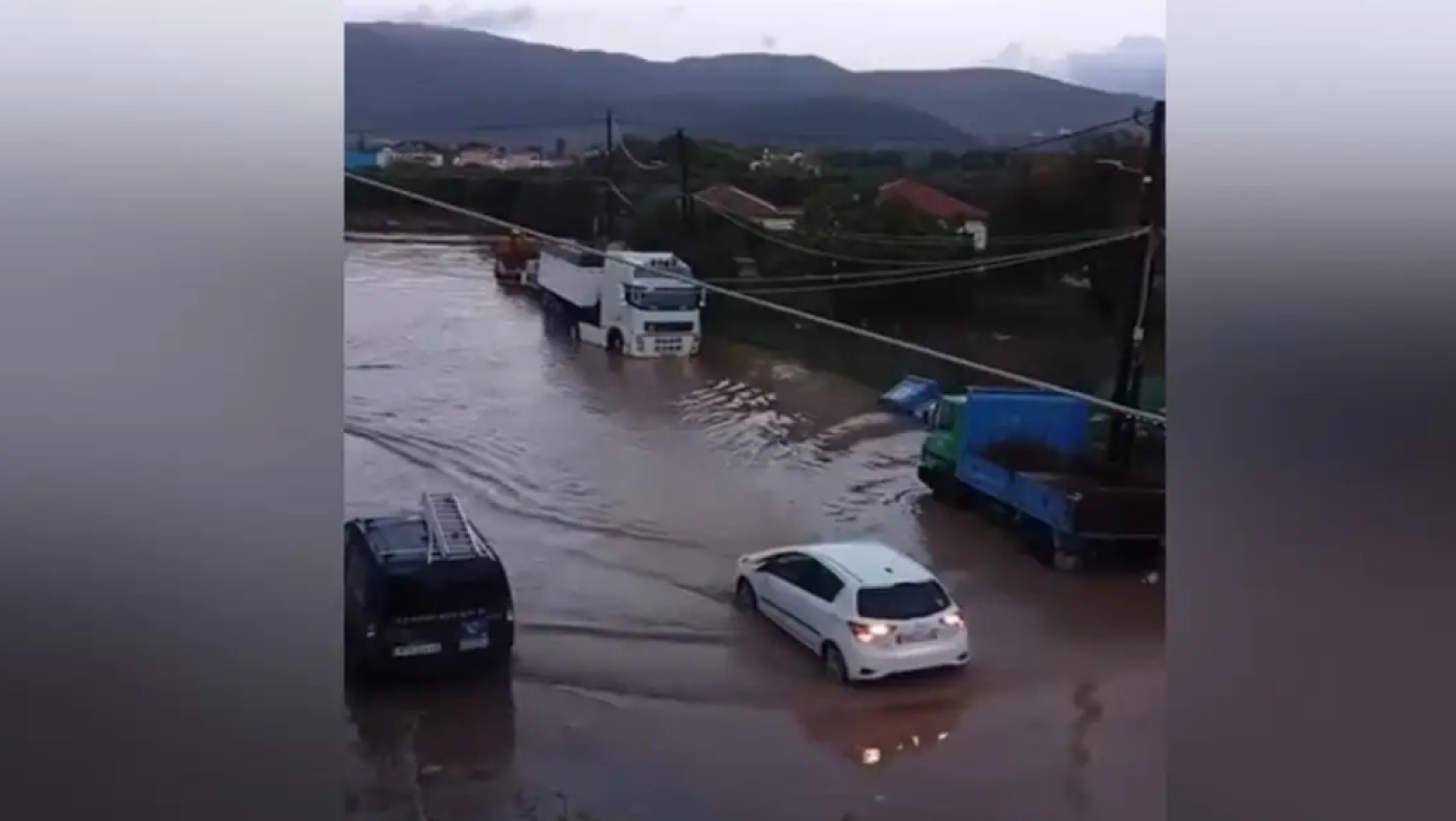 Σοβαρά προβλήματα στη Λέσβο από την κακοκαιρία: Πλημμύρες και κλειστά σχολεία