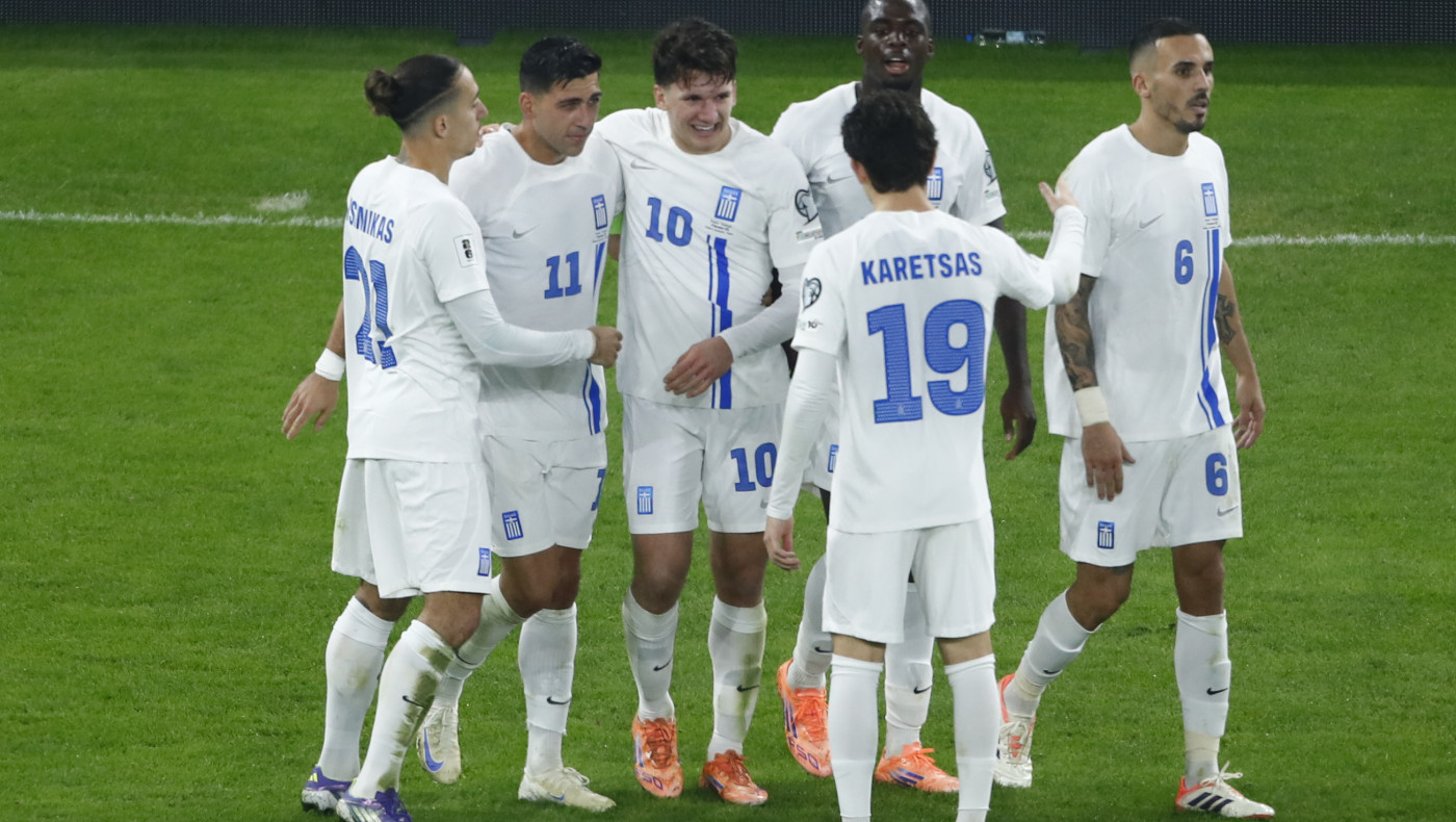 Αρχηγική ομιλία Μπακασέτα: «Ό,τι κι αν γίνει, είμαστε μαζί»