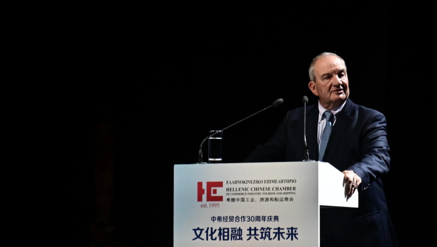 Λιμάνι Πειραιά: Ο Καραμανλής υπερασπίζεται την επένδυση της COSCO με «μπηχτές» σε Μητσοτάκη-Γκιλφόιλ