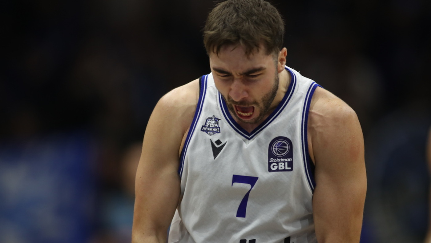 Το buzzer beater του Νίκου Τσιακμά ξεχωρίζει στην έβδομη αγωνιστική της GBL