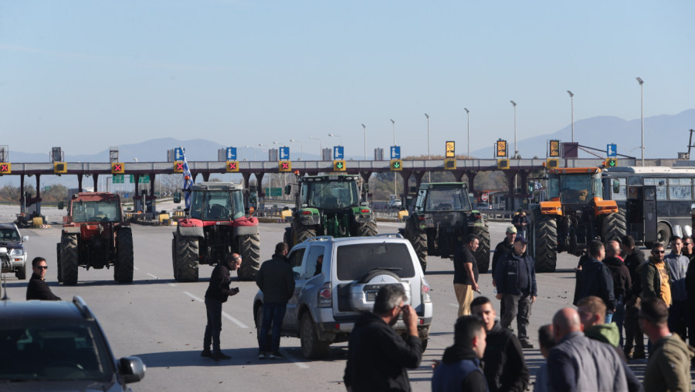 Μπλόκο Μαλγάρων: Άνοιξε το ρεύμα προς Αθήνα