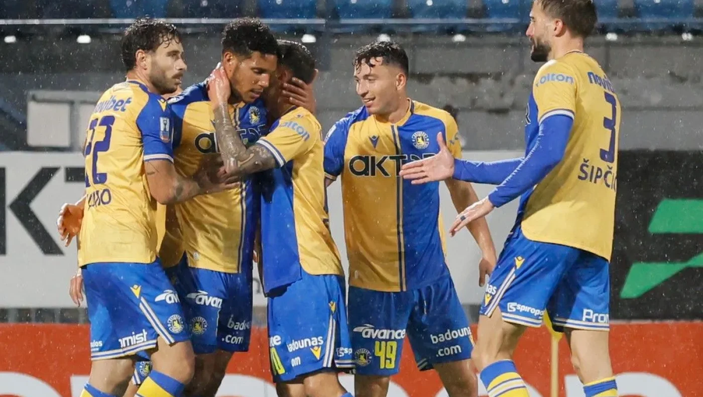 Πεντάσφαιρος ο Αστέρας AKTOR