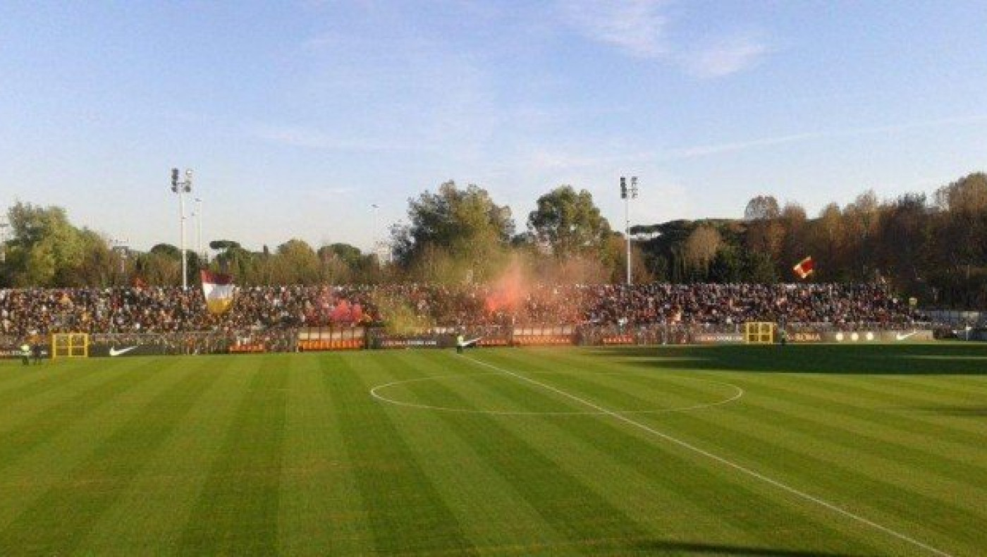 Χαμός στη προπόνηση της Ρόμα, αποθέωσαν τους ποδοσφαιριστές! (pc+vd)