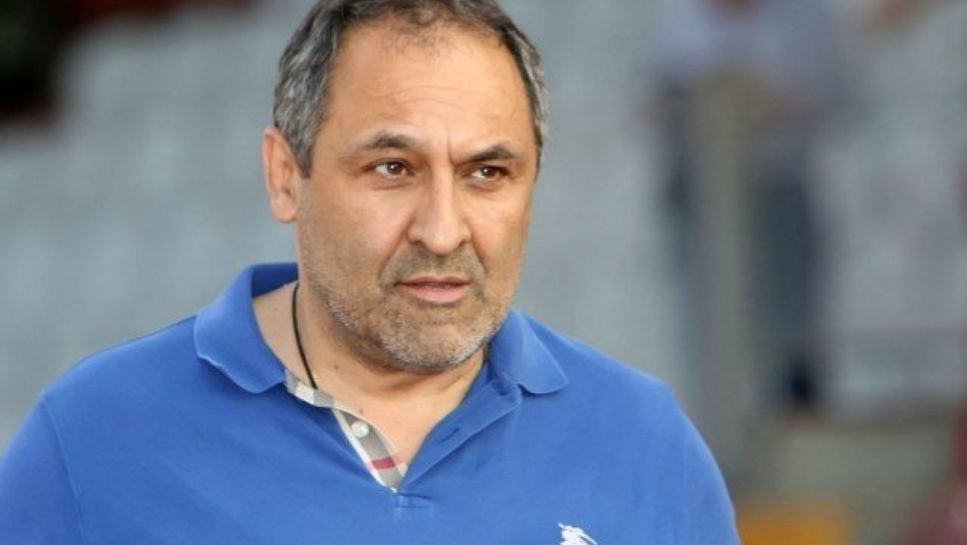 Οι        εκθέσεις     ιδεών  και  οι   συγκρούσεις