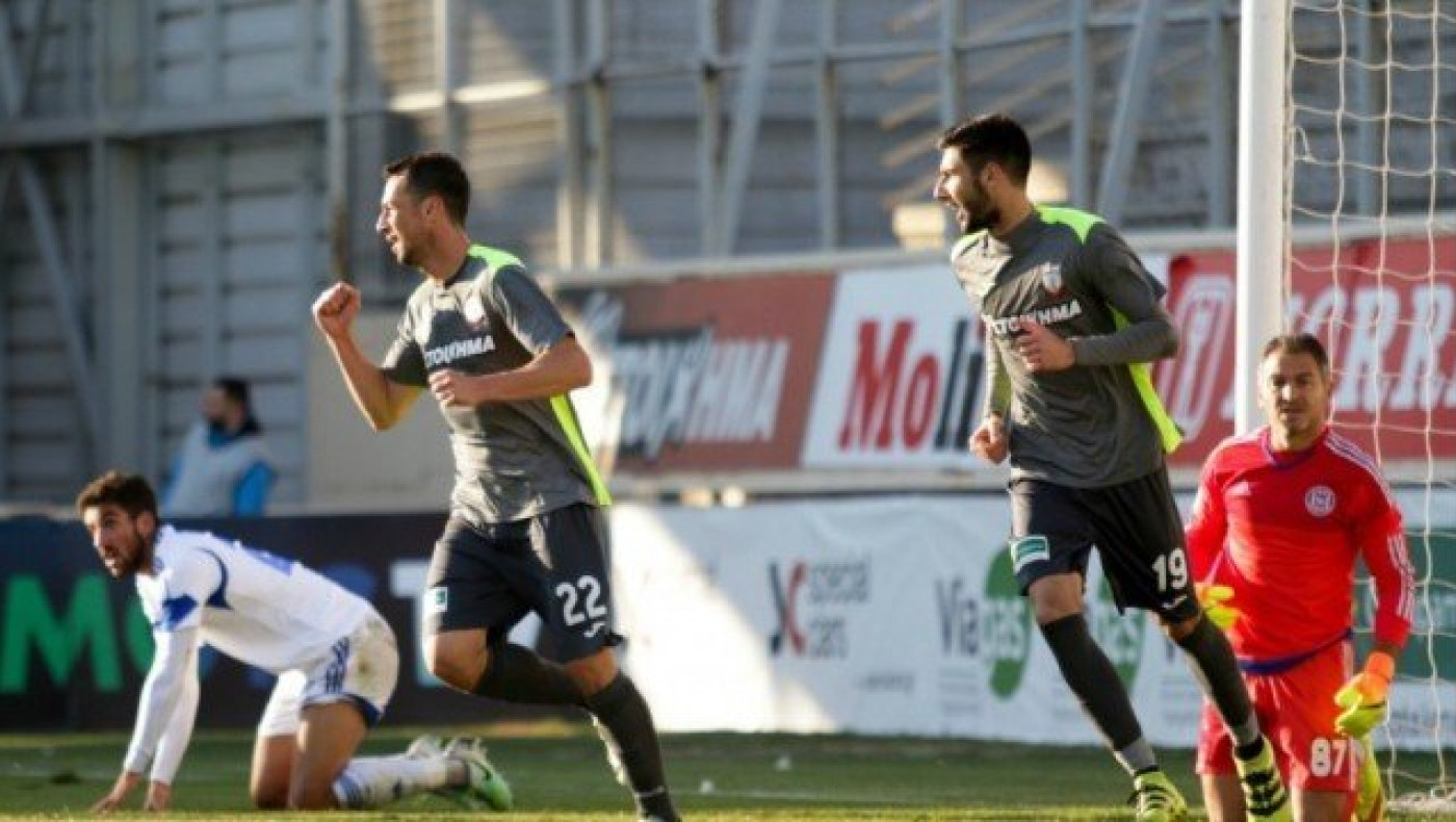 Ζωντανή η Ξάνθη, τριάρα ο               Λεβαδειακός