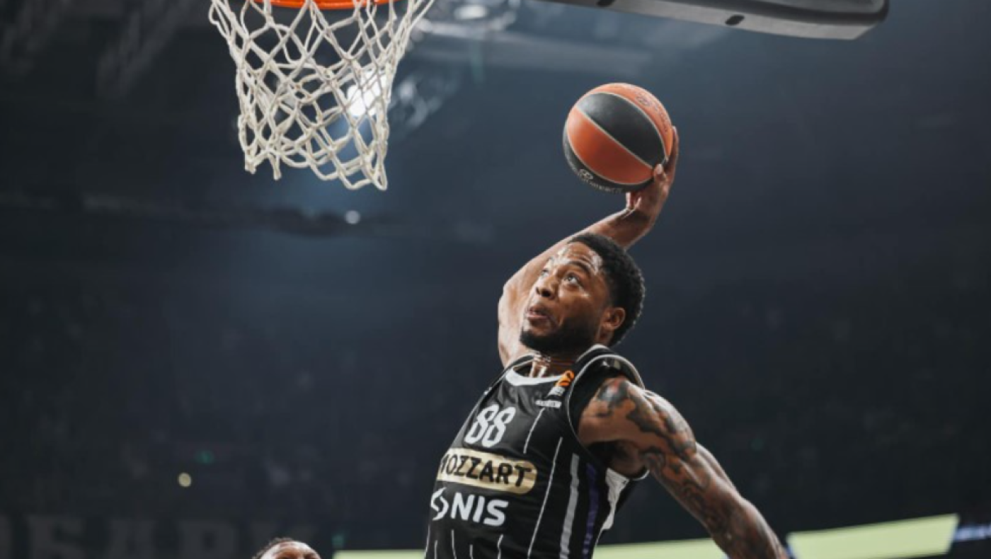 Ολυμπιακός: Η Παρτιζάν ζητάει buy-out για τον Ταϊρίκ Τζόουνς-Τον θέλει η Ντουμπάι