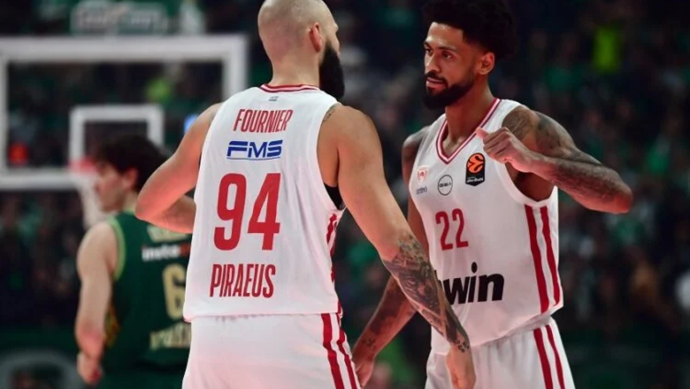 Πέντε συλλήψεις οπαδών μετά από επίθεση κατά διμοιριών έξω από το ΟΑΚΑ