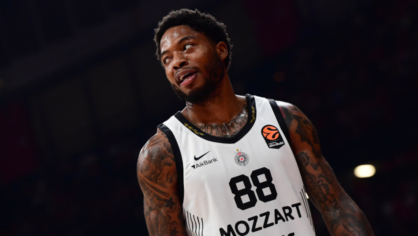 «Ο Τζεκίρι πηγαίνει στην Παρτιζάν και ο Τζόουνς στη Μακάμπι»