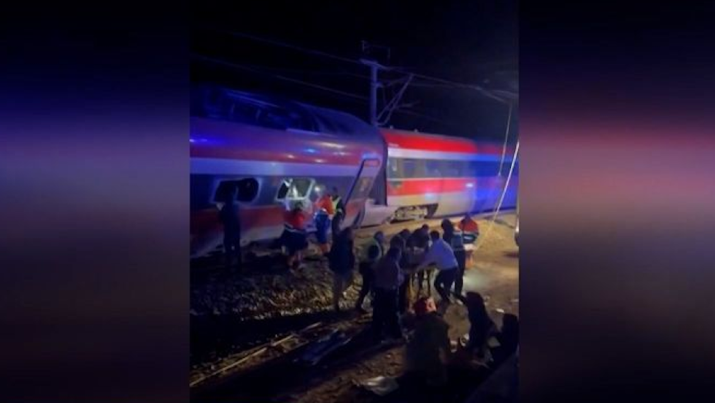 Τραγωδία στην Ανδαλουσία: Με πόσο έτρεχαν τα τρένα που εκτροχιάστηκαν