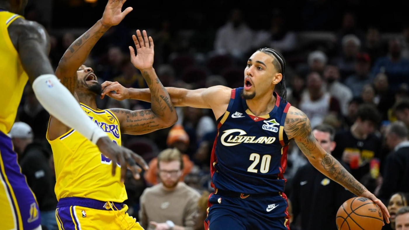 ΝΒΑ: Οι Καβς διέλυσαν τους Λέικερς