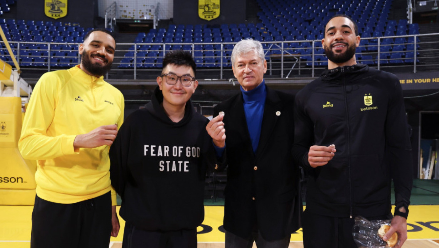 ΚΑΕ Άρης: Έκοψε την πρωτοχρονιάτικη πίτα της