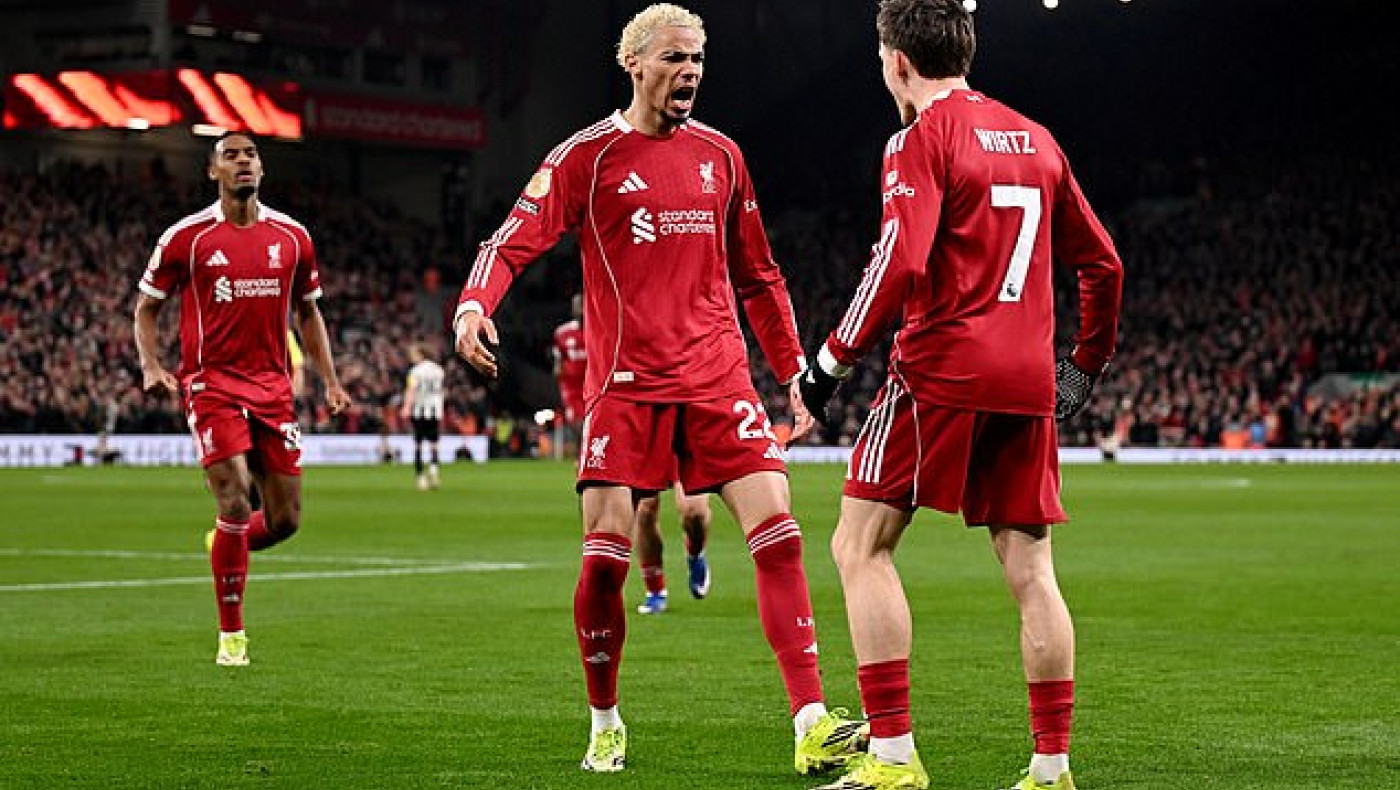 Καρέ ανατροπής για Λίβερπουλ