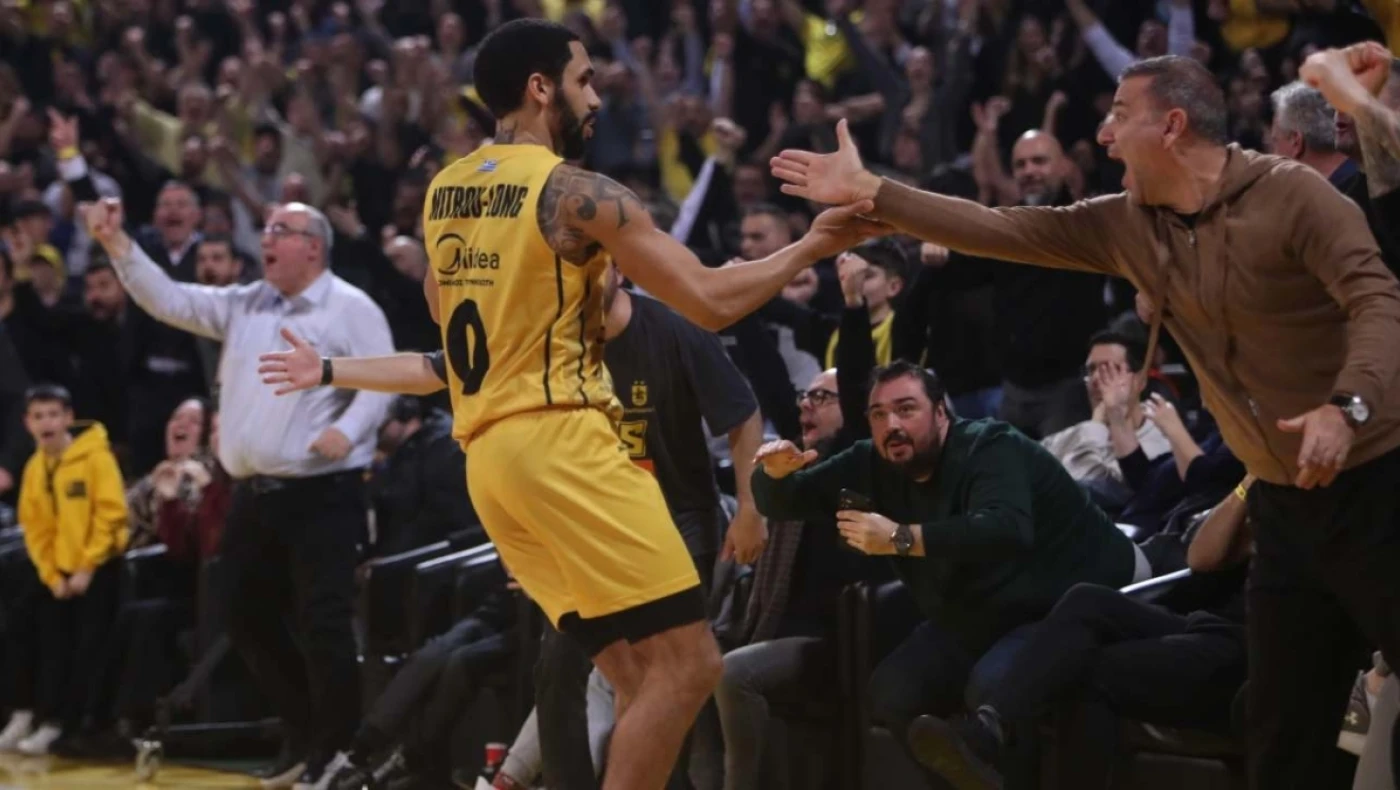 Μήτρου Λονγκ: «Είναι από τις νίκες που δίνουν ελπίδα»