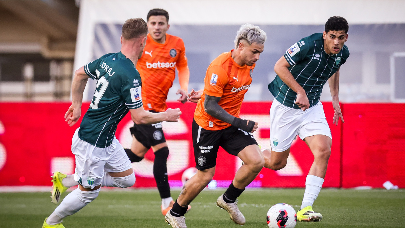 ΟΦΗ-Λεβαδειακός: Μοιρασιά στο Παγκρήτιο και το εισιτήριο του τελικού θα κριθεί στη Λιβαδειά