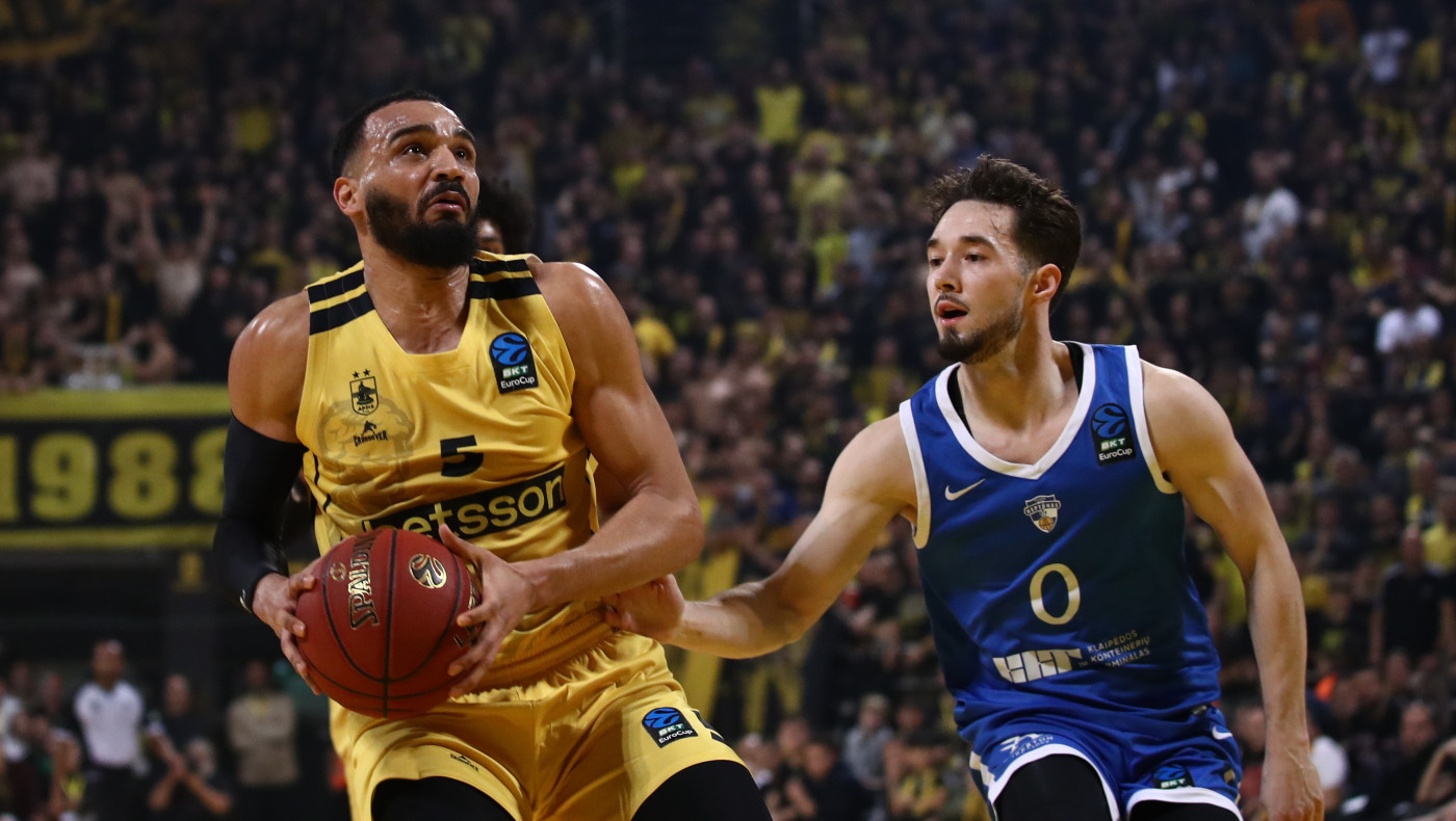 Με την αύρα του Ρίτσαρντ Σιάο «πάτησε» τη Νεπτούνας και παρέμεινε ζωντανός για την πρόκριση