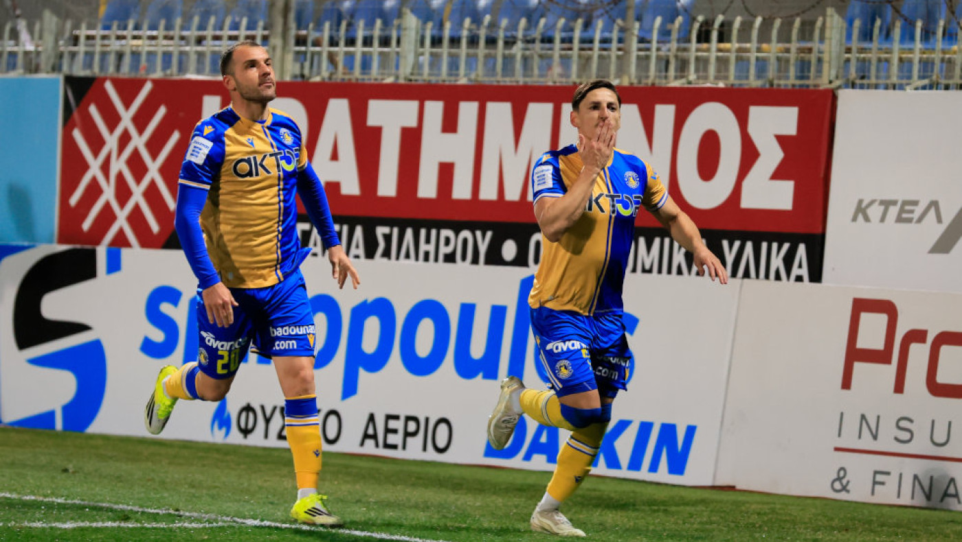 Ο Μπαρτόλο έδωσε το φιλί της ζωής στον Αστέρα