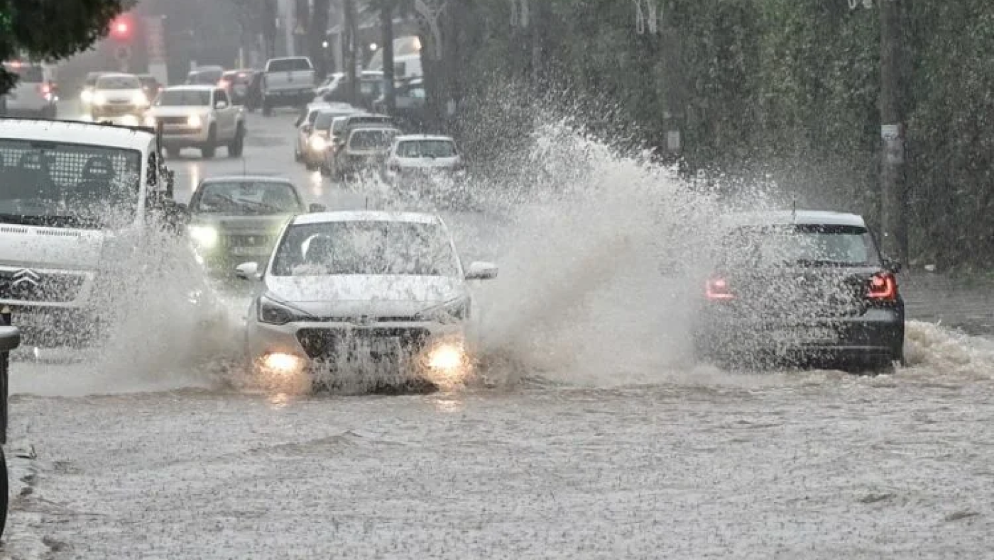 Έκτακτο δελτίο επιδείνωσης καιρού με καταιγίδες και ανέμους: Ποιες περιοχές αφορά