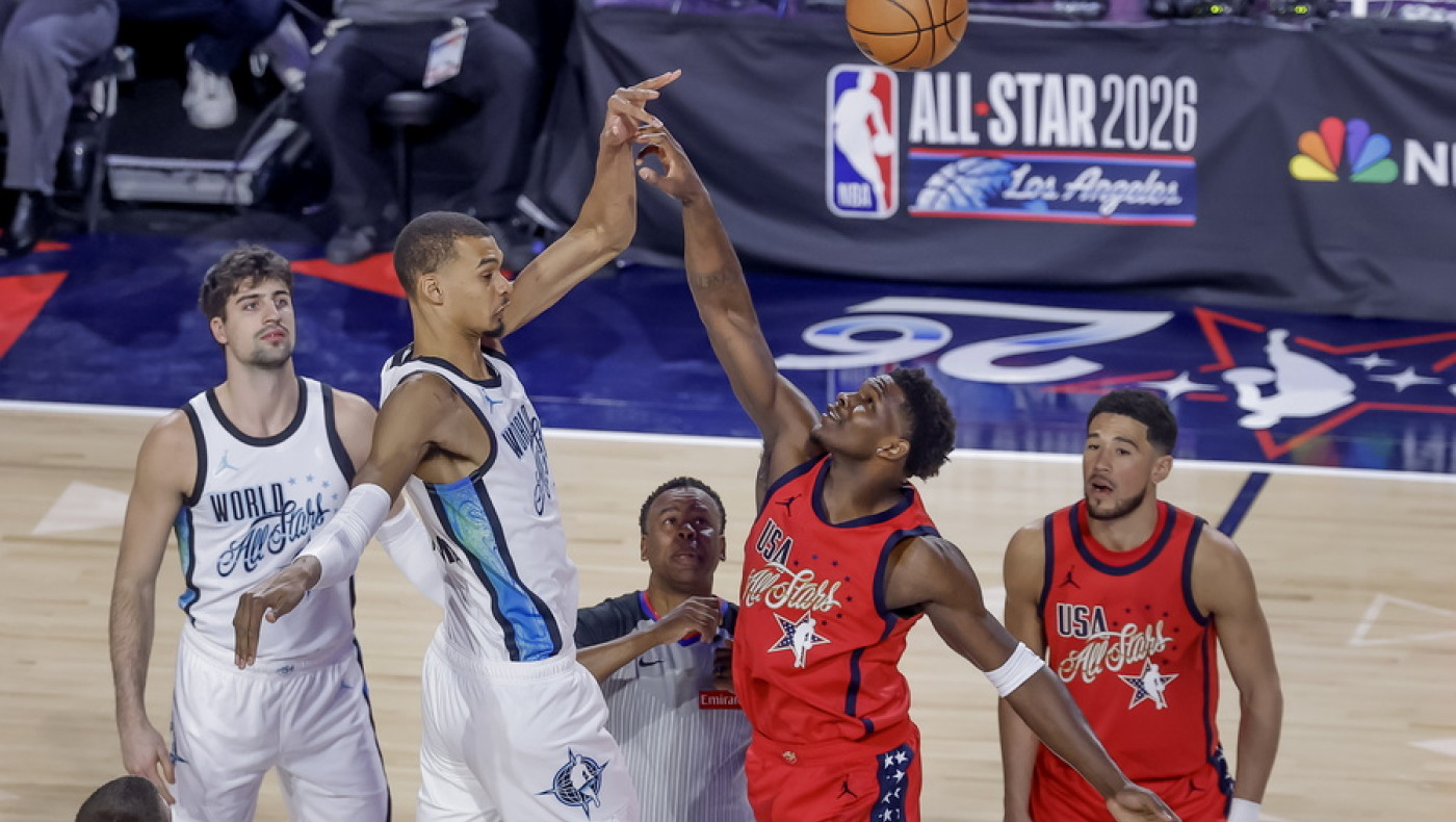 Αντετοκούνμπο στους γιους του: «Είμαι καλύτερος από τον Ουεμπανιάμα»