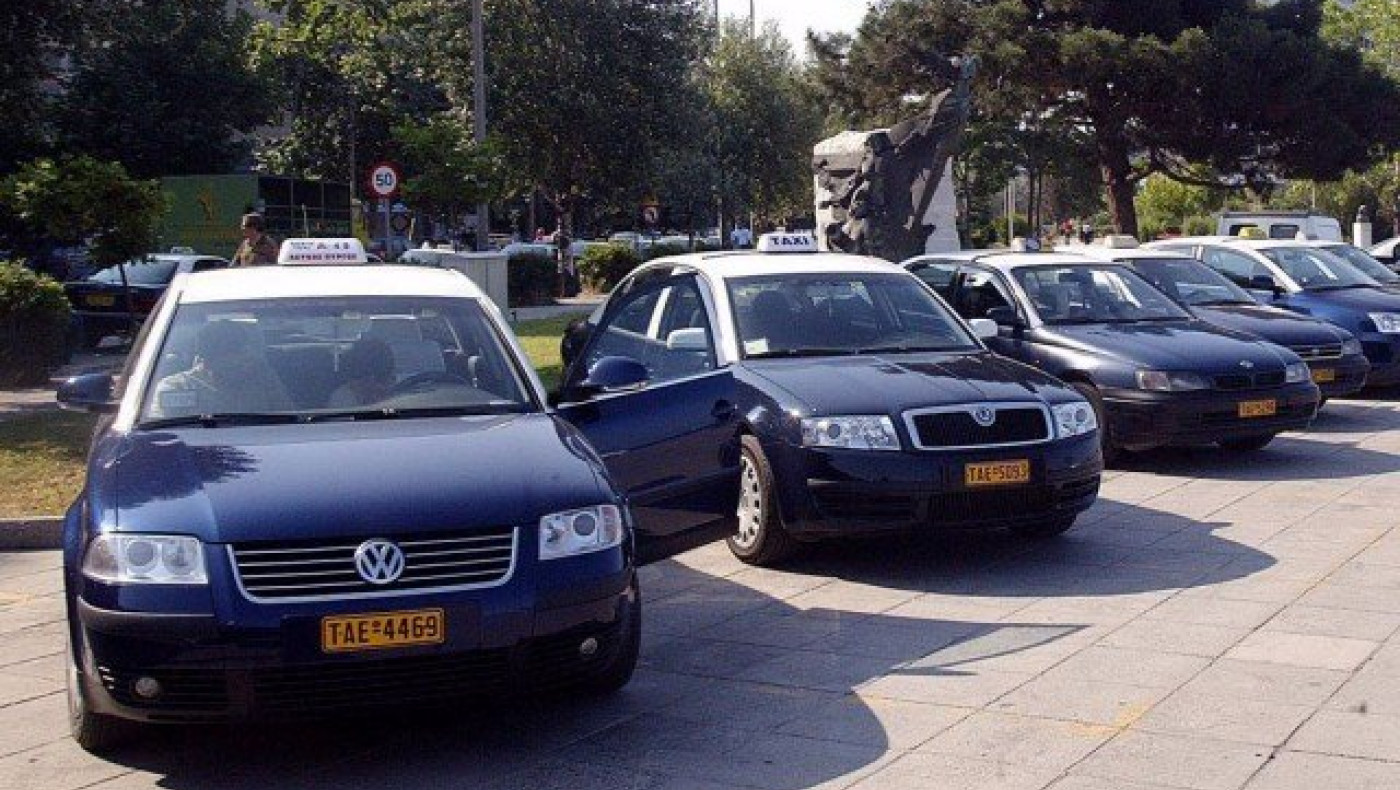 Χωρίς                 δώρο Χριστουγέννων οι οδηγοί ταξί