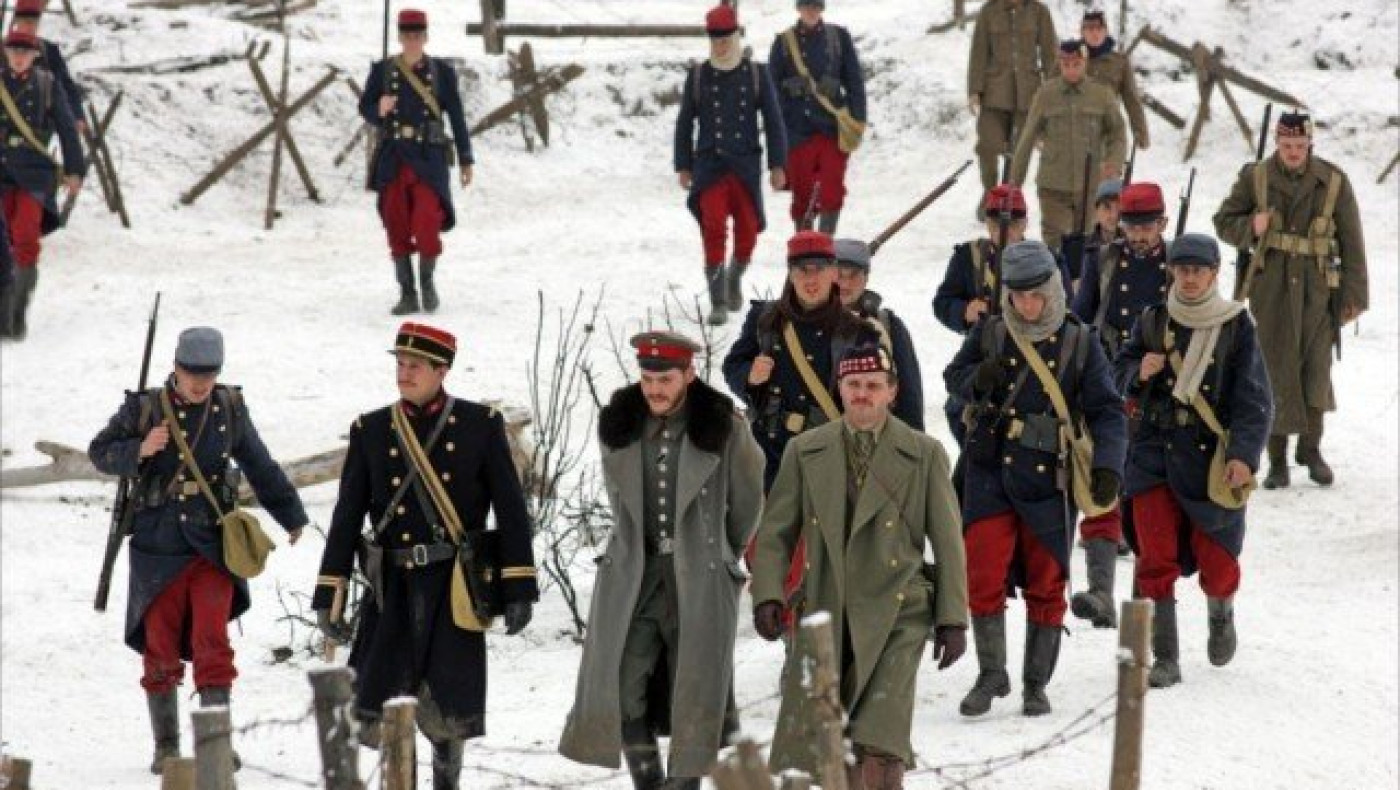 Η συγκλονιστική «ανακωχή των Χριστουγέννων» και το ποδόσφαιρο (vid)