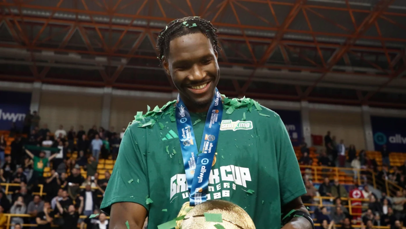 Χέιζ Ντέιβις: «Έχω άφθονα χρήματα να δανείσω για τα δάκρυά σας»