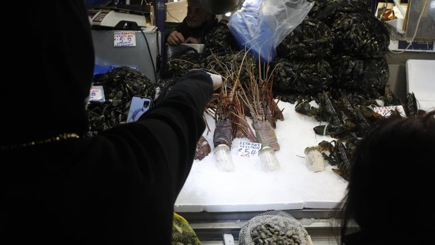 Καθαρά Δευτέρα: Τραπέζι από... χρυσάφι με ανατιμήσεις σε όλα τα σαρακοστιανά