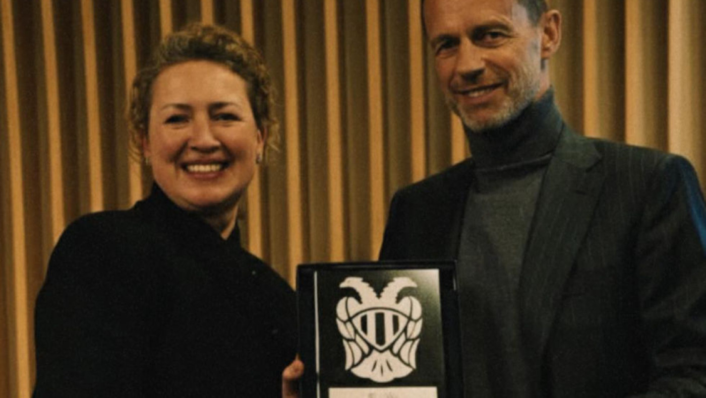 Αλεξάντερ Τσέφεριν: Ο φόρος τιμής στους επτά οπαδούς του ΠΑΟΚ και η πλακέτα της ΠΑΕ