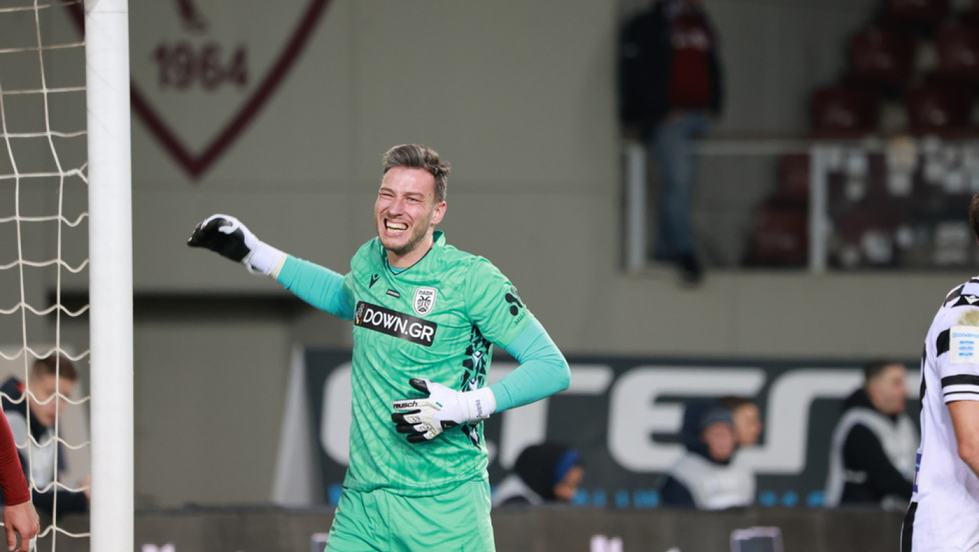 ΠΑΟΚ: Συναγερμός με Παβλένκα, έγινε αναγκαστική αλλαγή στο ημίχρονο