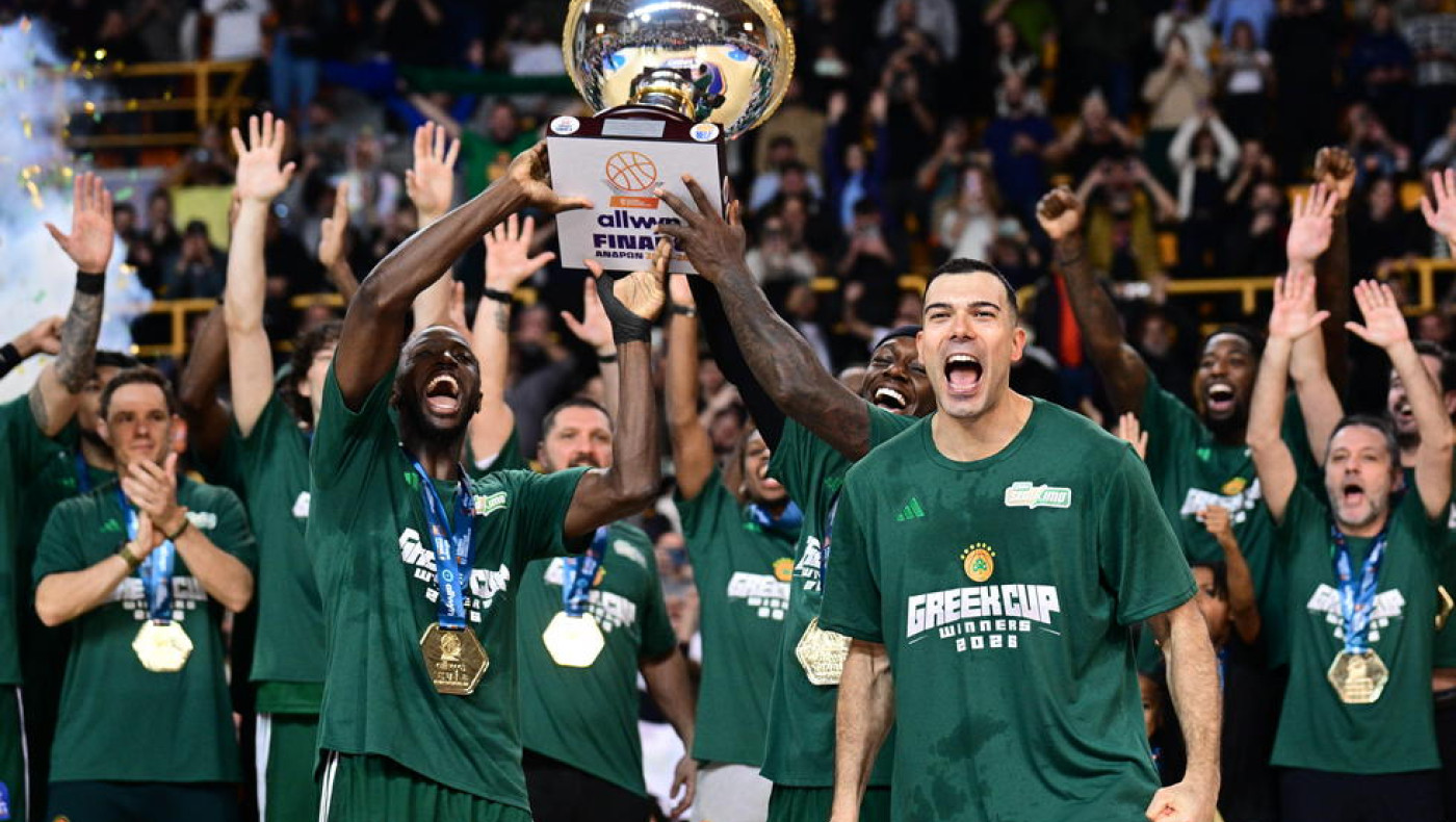 Σλούκας: «Παίξαμε κυρίαρχο παιχνίδι-Μας έδωσε άλλο αέρα ο Χέις-Ντέιβις»