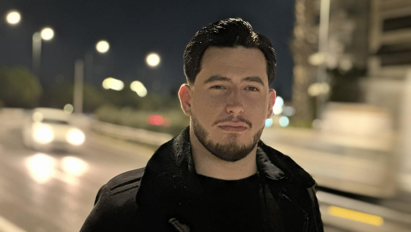 Μάριος Τσιλιγιάννης: Κερδίζει τις εντυπώσεις με τo single «Παραλιακή»