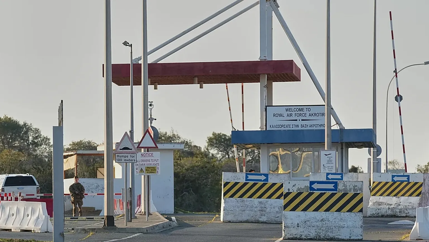 Κύπρος: Ήχησαν ξανά οι σειρήνες πολέμου στο Ακρωτήρι