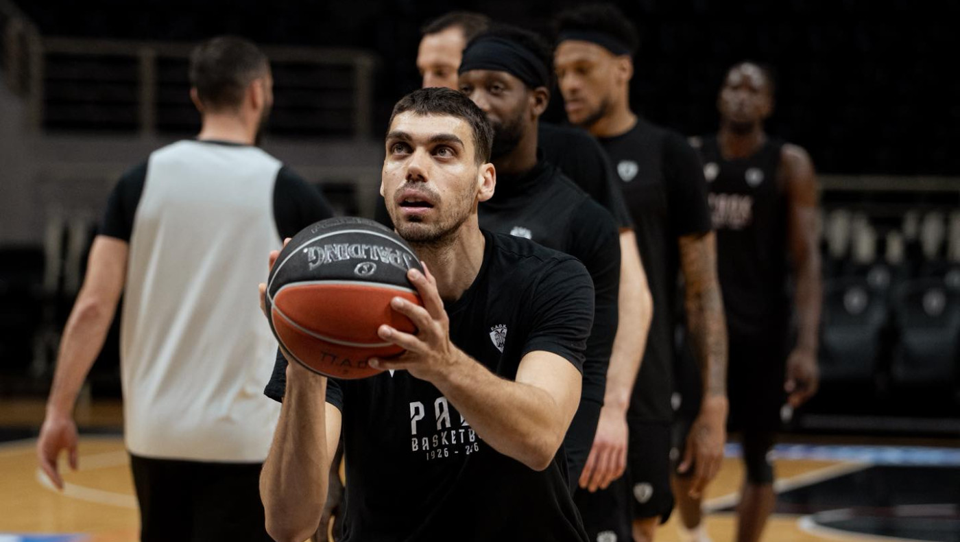 Παρουσία Βεζυρτζή και Μπουντούρη η προπόνηση του ΠΑΟΚ - Τι είπαν στους παίκτες