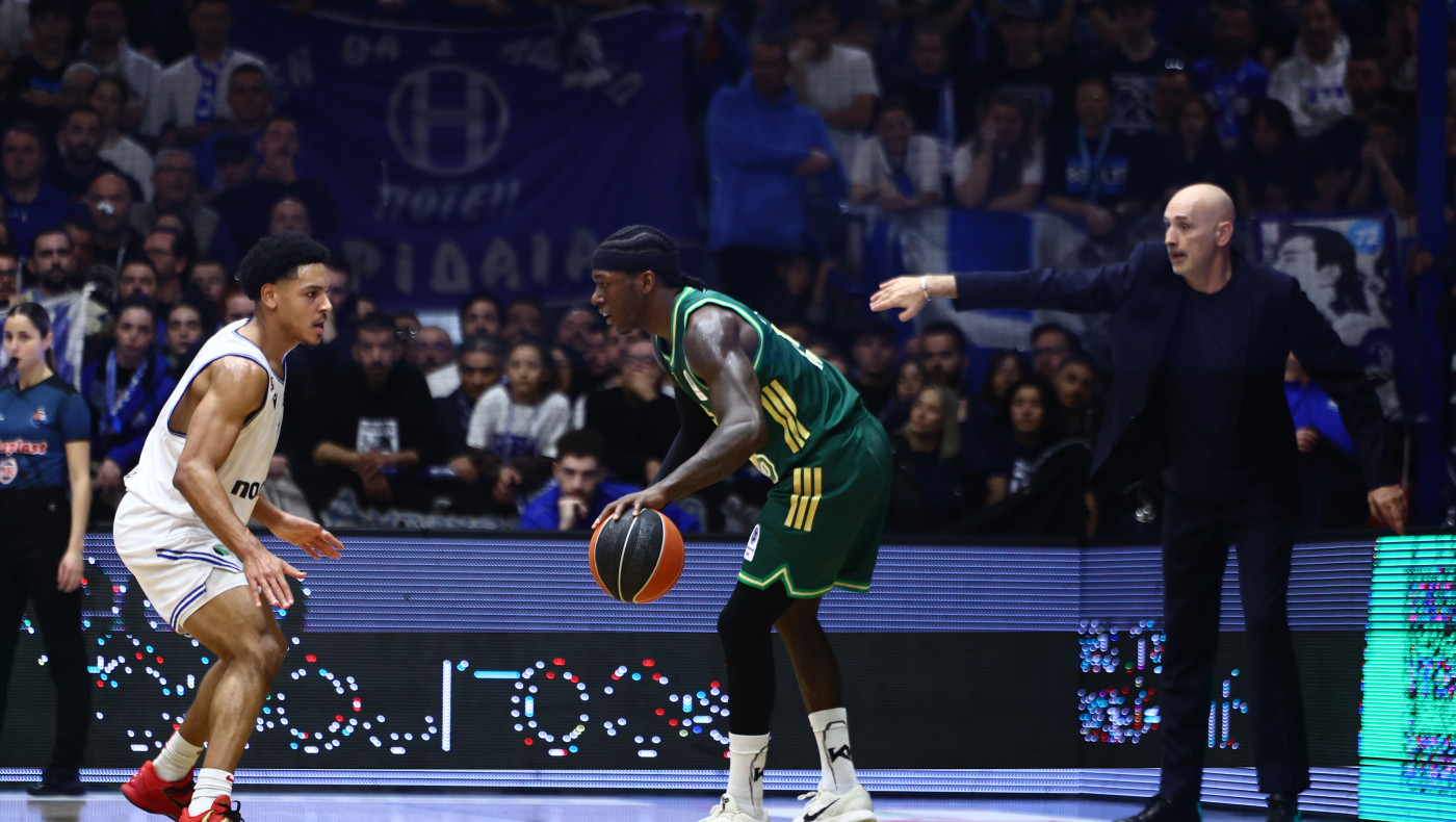 Αποθέωση για Λούκιτς μετά τον θρίαμβο του Ηρακλή επί του Παναθηναϊκού